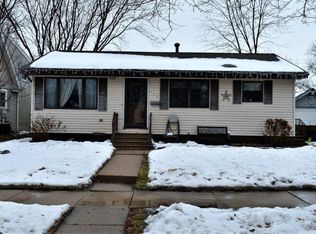 905 N Park St, Fairmont, MN 56031