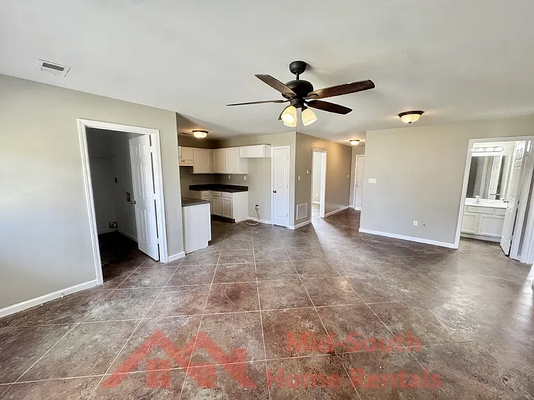 107 Nikki Dr #B — Photo 6