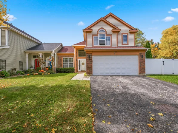 568 Cambridge Dr, Grayslake, IL 60030