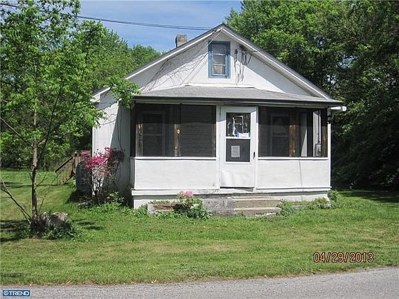5th image of 191 Loomis Ave
