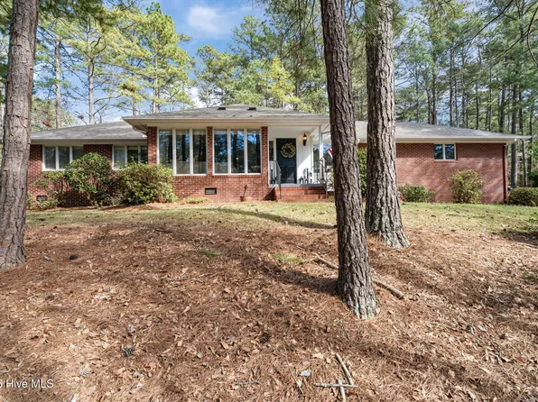 315 Elk Rd, Southern Pines, NC 28387