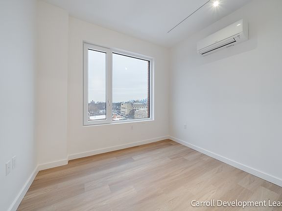 5th image of 931 Carroll St #733