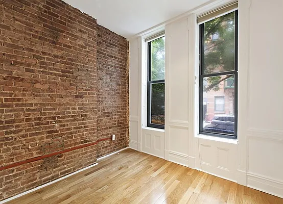 Rented by Warburg | media 17