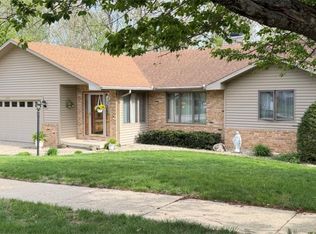 2265 Franzy Dr, Decatur, IL 62521