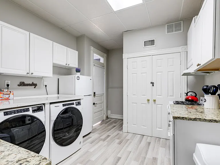 1320 W Main St #1 — Photo 6