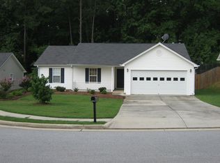 550 Amelia Grove Ln, Lawrenceville, GA 30045