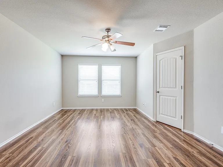 1101 Rainer Dr — Photo 15