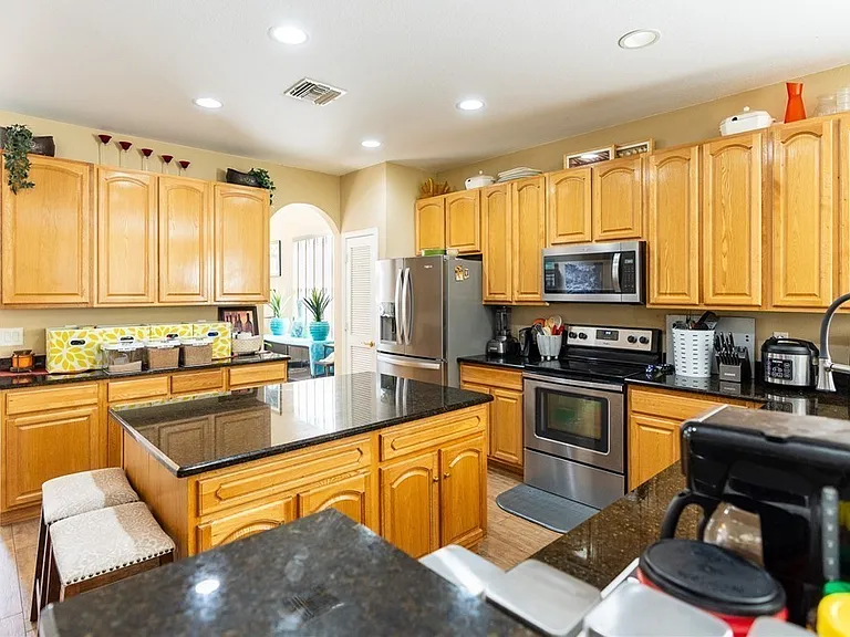 8713 Pegasus Dr — Photo 14