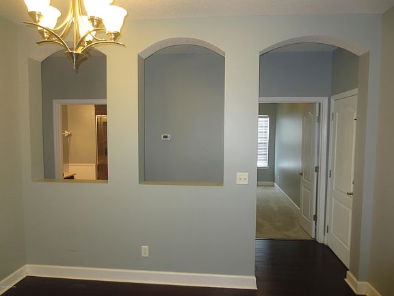 4th image of 149 Islesbrook Pkwy