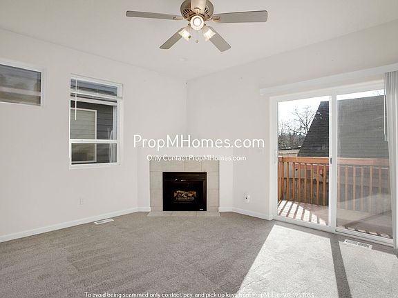 5th image of 8422 SE Clinton St