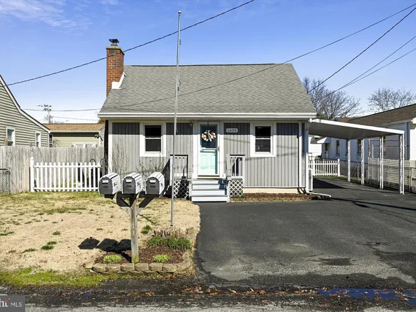 1609 Midland Rd, Edgewater, MD 21037