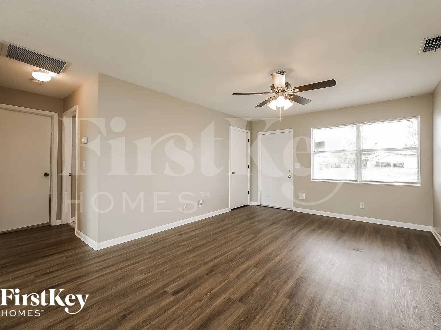 3 bed, 2.0 bath, 1148 sqft, $1,575 — Photo 3