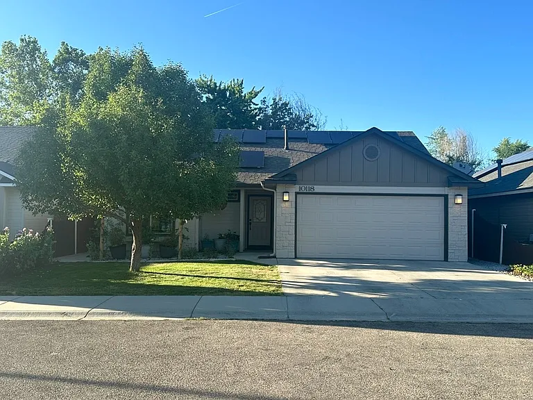 10118 W Holt St — Photo 40