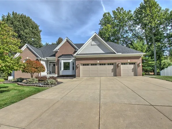 8445 Ashton Ct, Mentor, OH 44060