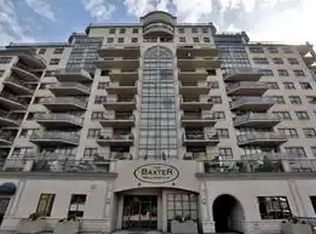 399 Elizabeth St #303, Burlington, ON