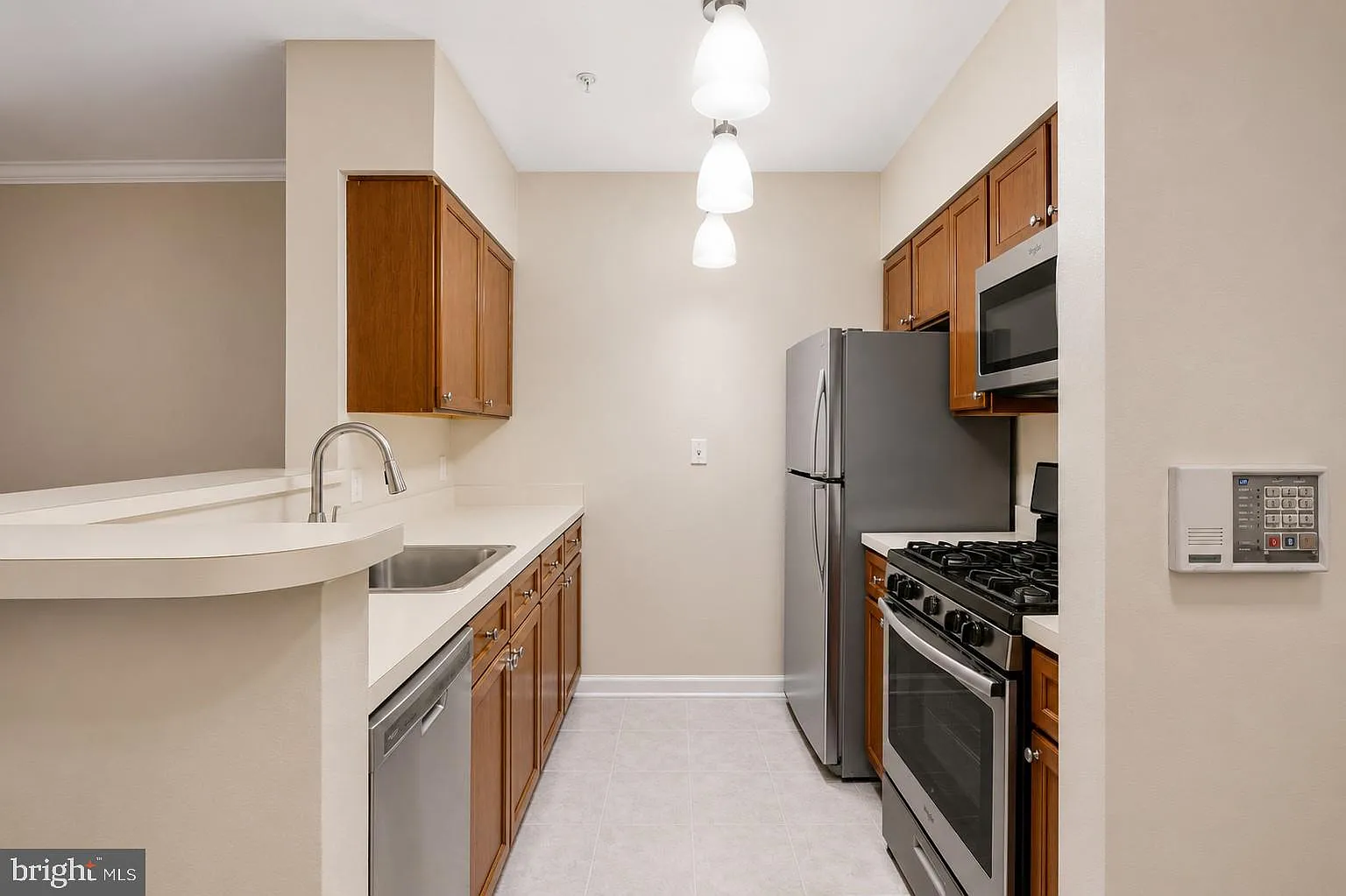Worldgate Condo — Photo 4