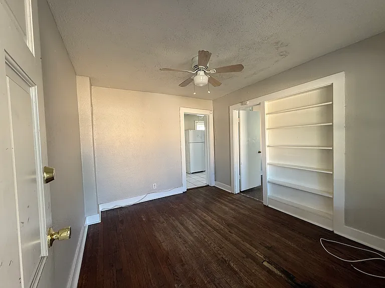5150 6th St #3 — Photo 7