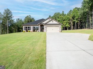 104 Eagle Heights Dr, Maysville, GA 30558