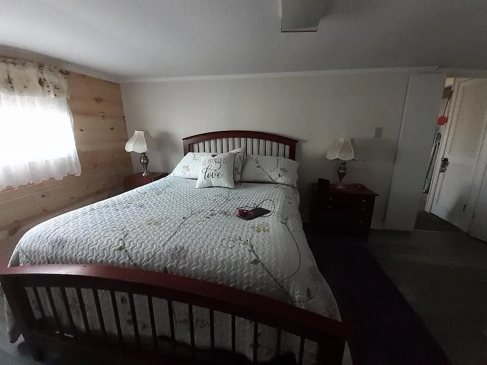 2 bed, 1400 sqft, $1,400 — Photo 3