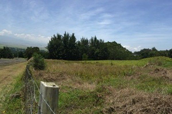 1st image of Puukapu St Lot 38