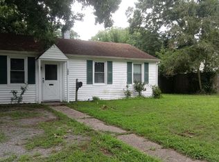 106 Atwell Ln, Hampton, VA 23669