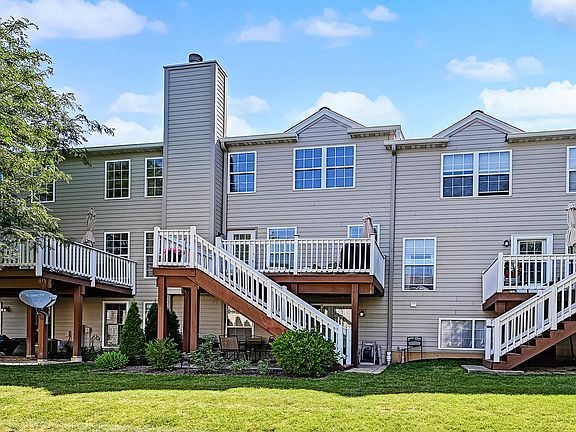 3rd image of 3211 Foxridge Ct