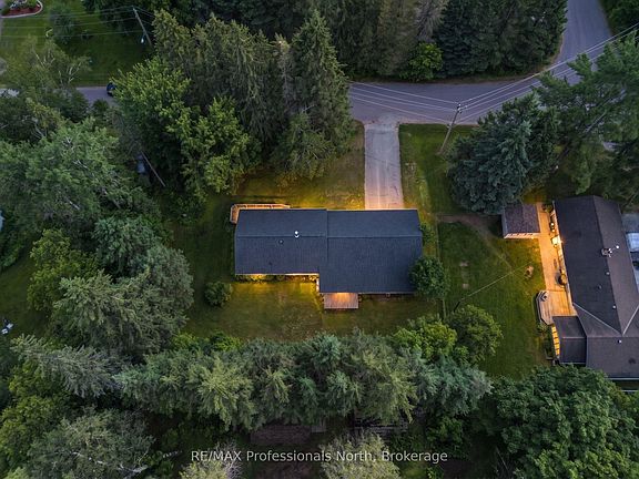 2nd image of 5 Stouffer St