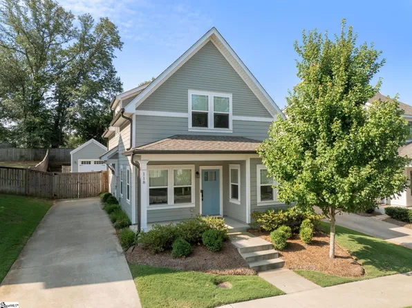 118 Greenridge Dr, Greenville, SC 29607