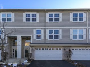 491 Norwick Ln, Carol Stream, IL 60188