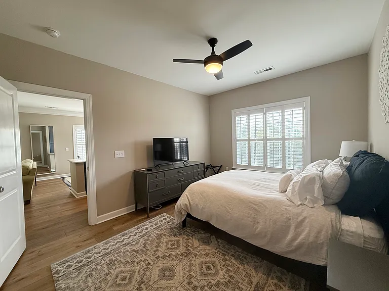 106 Sunset Cir #202 — Photo 19