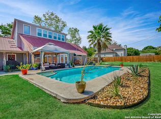 305 East St, Comfort, TX 78013