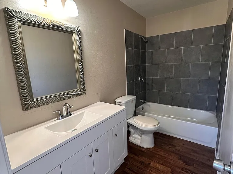17210 Woodburn Dr — Photo 20