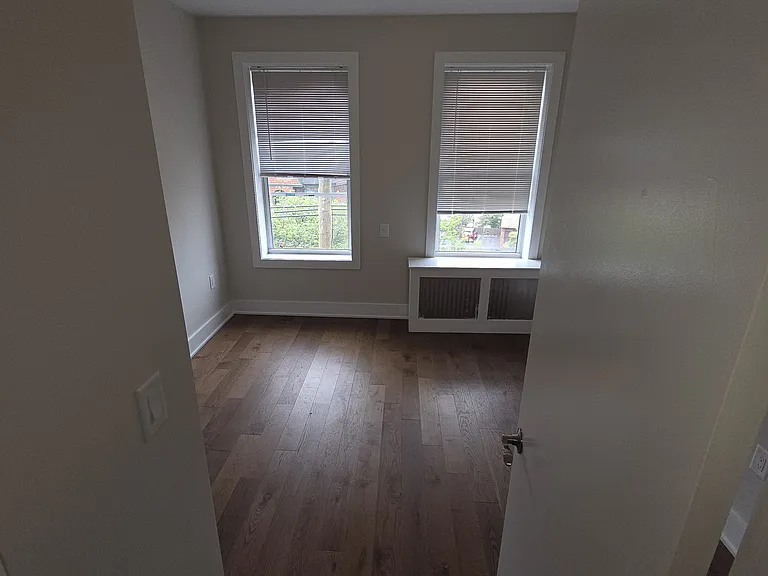 92 Tonnelle Ave #7 — Photo 3