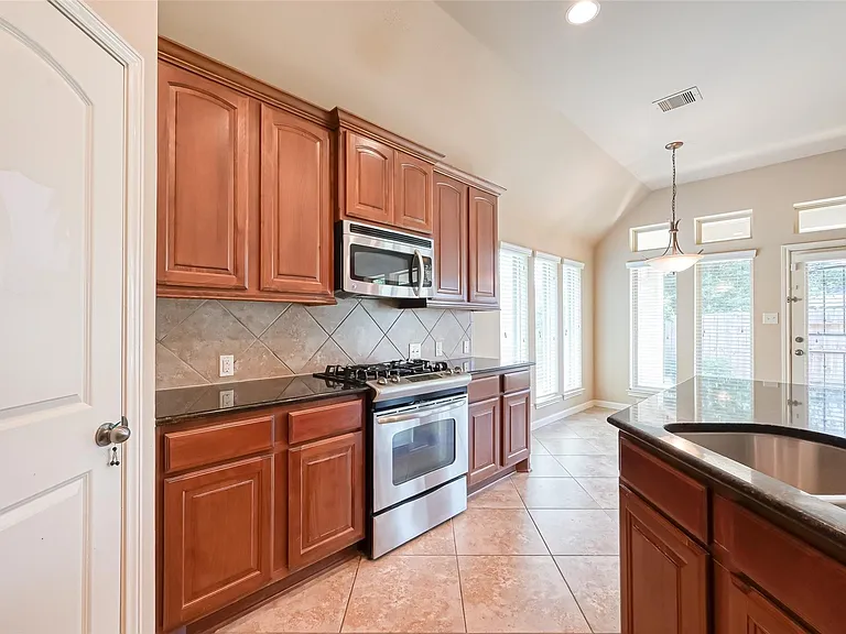 6206 Falling Briar Ln — Photo 26