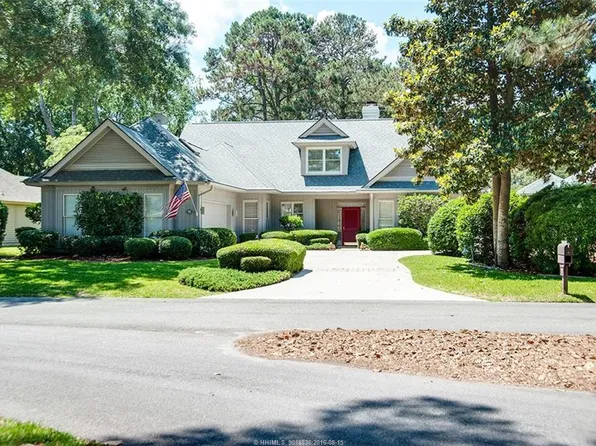 11 Country Club Ct, Hilton Head Island, SC 29926