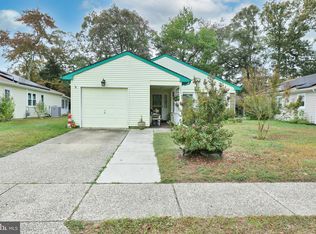 241 Yorktowne Dr, Little Egg Harbor, NJ 08087