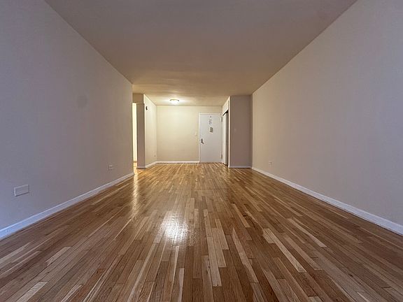 2nd image of 3324 Parsons Blvd APT 3S