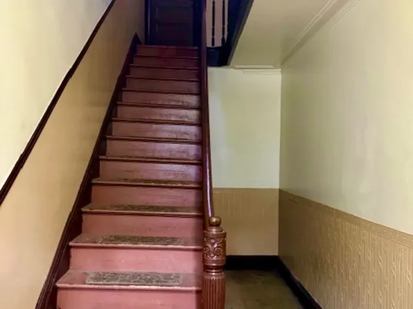 175 Chestnut Street image 3 of 7