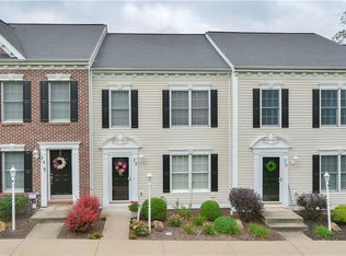 72 Castleview Dr, Mc Kees Rocks, PA 15136