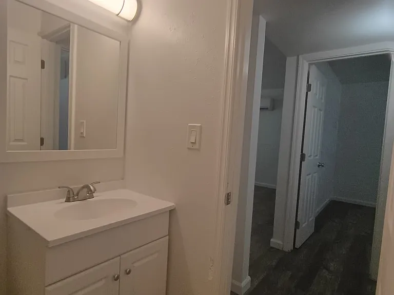 6423 S 10th St #3 — Photo 9