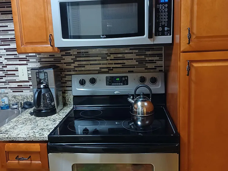 5740 George Rd #B — Photo 3