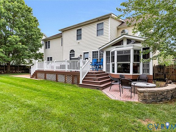 2nd image of 5009 Sadler Place Ter