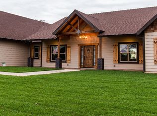 14459 Saint Marys Ave, Red Bluff, CA 96080