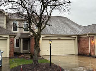 3933 E Summit Ridge Dr, Dayton, OH 45430