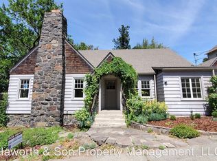 509 W 6th St APT 1, The Dalles, OR 97058