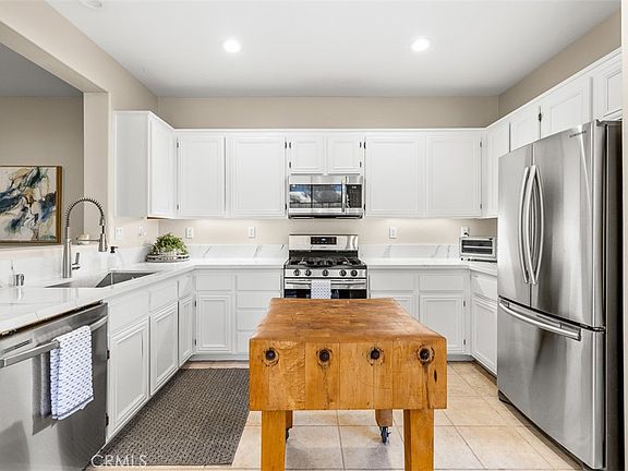 3rd image of 638 Sumner Way