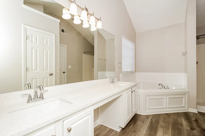 170 Palisade Point Dr — Photo 12