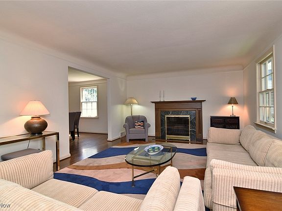 5th image of 3207 Somerset Dr