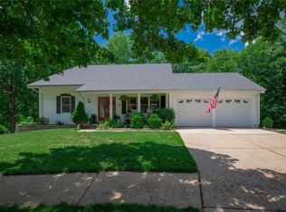 911 Totem Woods Ct, Ballwin, MO