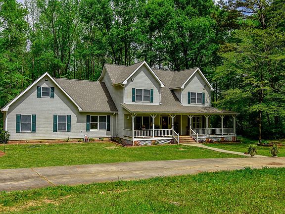 4th image of 2616 Oakwoods Ln